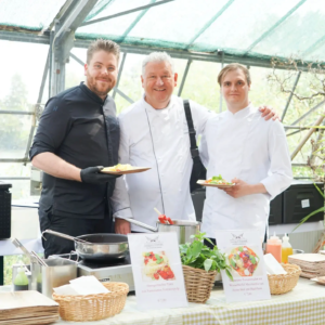 karriere-im-scherrer.de-Heinz O. Wehmann-Landhaus Scherrer Hamburg-Auszeichnung-Küchenteam Scherrer beim Event